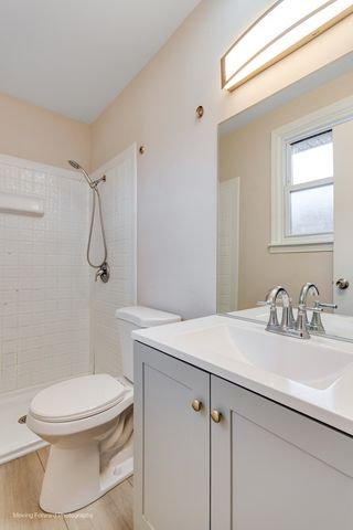 4331 Mann Street, Oak Forest, IL 60452