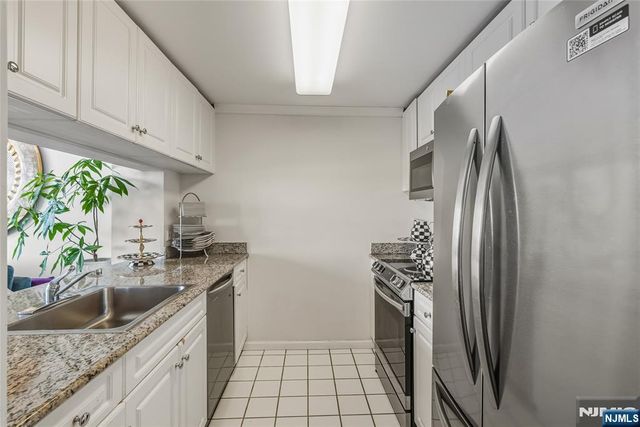 100 Old Palisade Road 3013, Fort Lee, NJ 07024