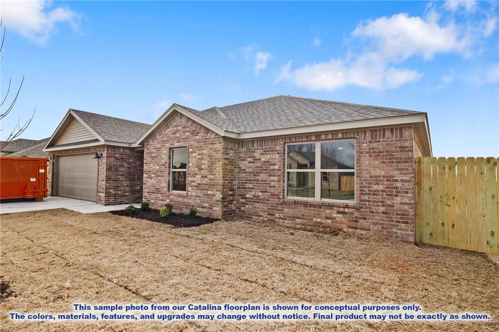 1029 Marquis Avenue, Lowell, AR 72745