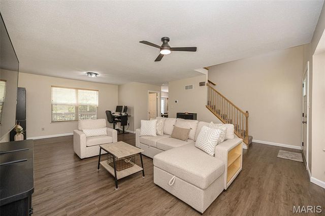 4052 Whitehall Drive, Arnold, MO 63010