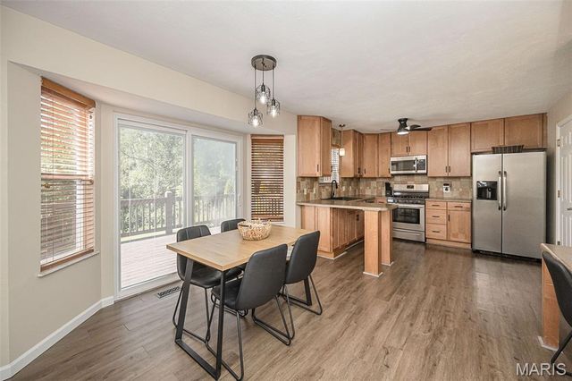 4052 Whitehall Drive, Arnold, MO 63010