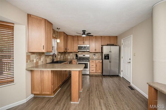 4052 Whitehall Drive, Arnold, MO 63010