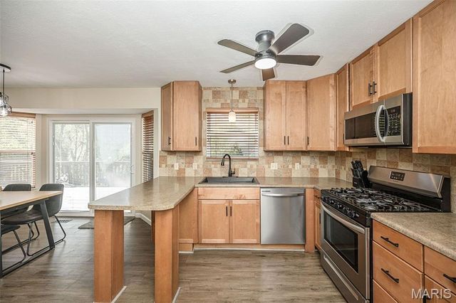 4052 Whitehall Drive, Arnold, MO 63010