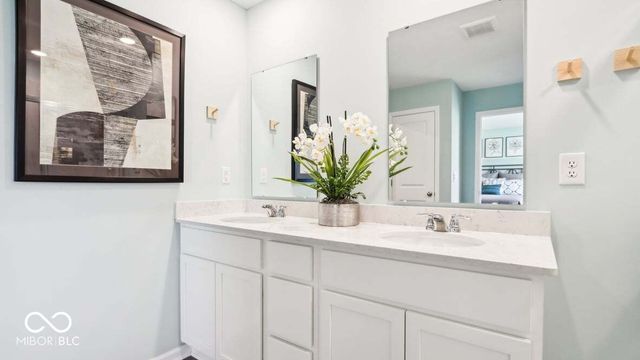 6842 Elden Drive, Indianapolis, IN 46221