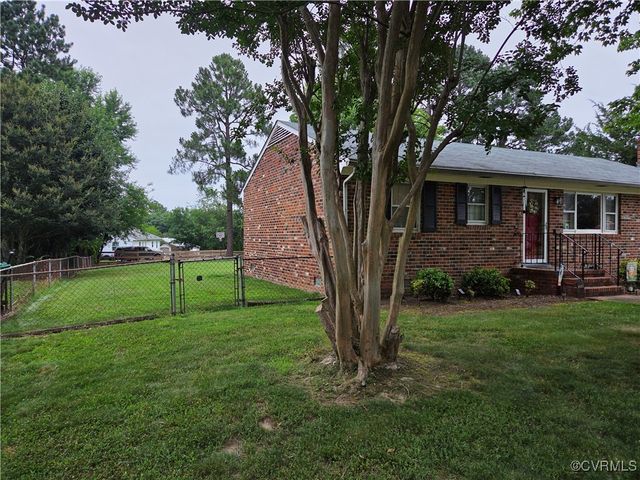 4402 Toccoa Ter, Sandston, VA 23150