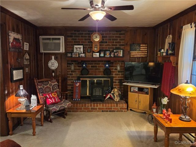 4402 Toccoa Ter, Sandston, VA 23150