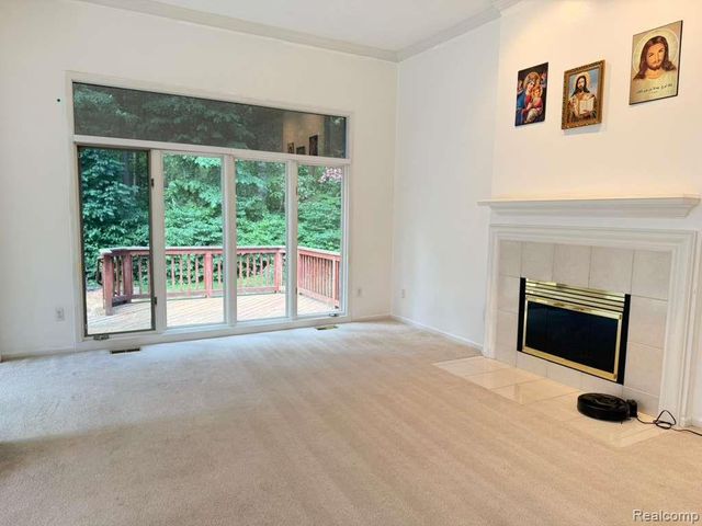 1154 Bluebird Drive, Rochester Hills, MI 48307