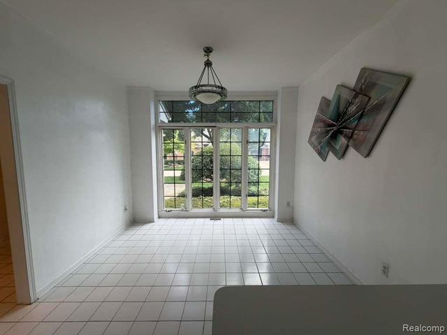 1154 Bluebird Drive, Rochester Hills, MI 48307