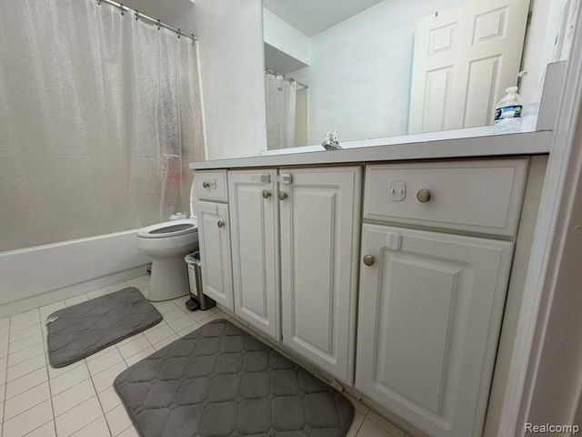 1154 Bluebird Drive, Rochester Hills, MI 48307