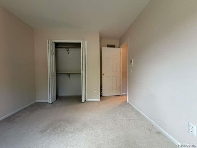 1154 Bluebird Drive, Rochester Hills, MI 48307