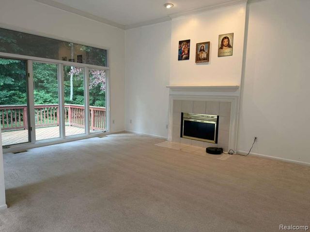 1154 Bluebird Drive, Rochester Hills, MI 48307