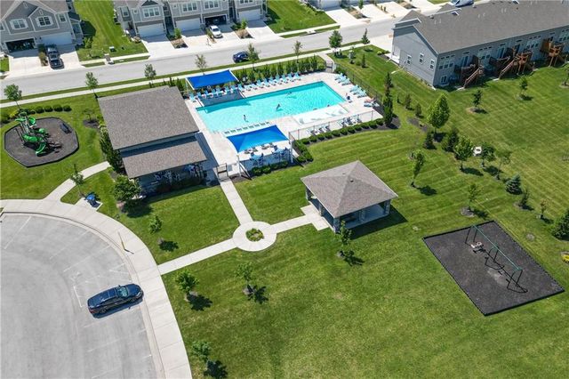 3813 SW Maryville Place, Lee's Summit, MO 64082