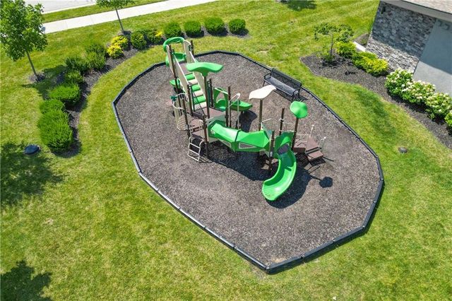 3813 SW Maryville Place, Lee's Summit, MO 64082
