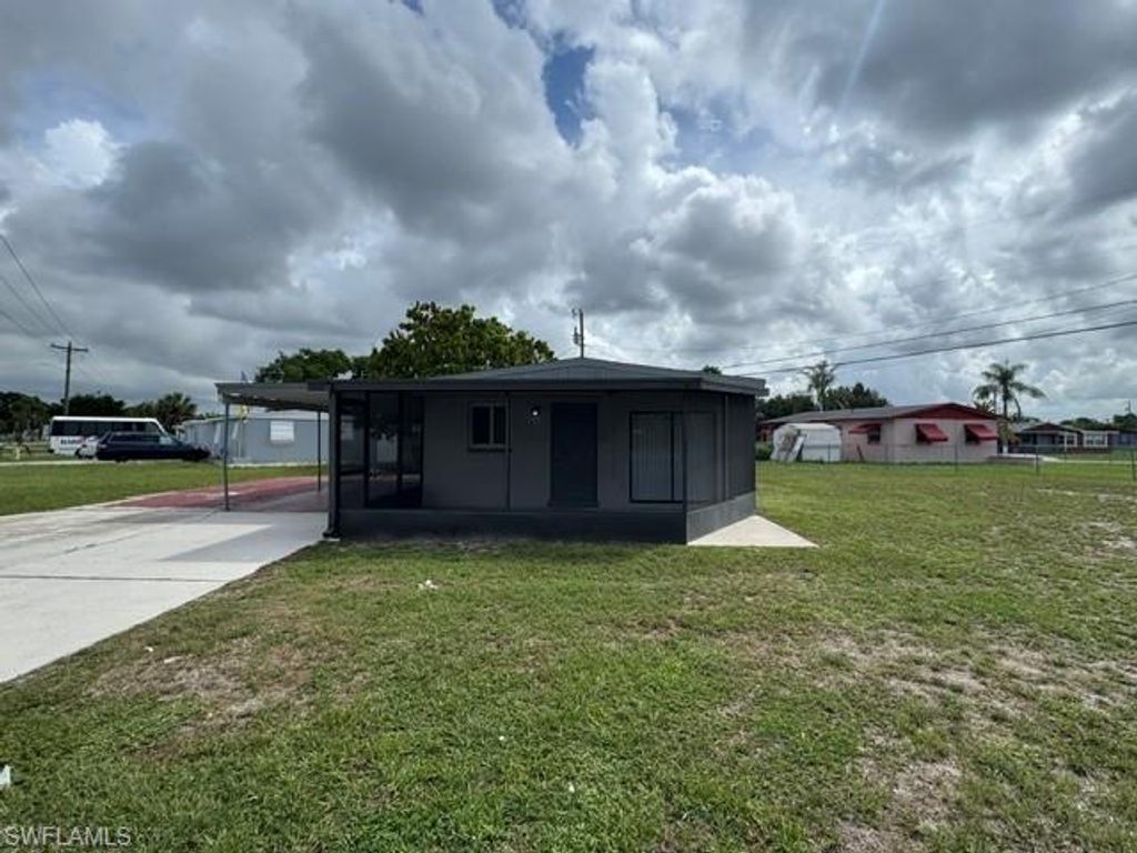 26 Alabama RD S, Lehigh Acres, FL 33936