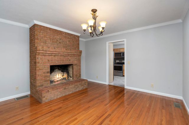 3869 SHUTTERLEE MILL RD, Staunton, VA 24401