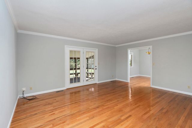 3869 SHUTTERLEE MILL RD, Staunton, VA 24401