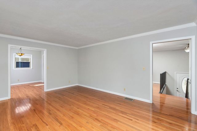 3869 SHUTTERLEE MILL RD, Staunton, VA 24401