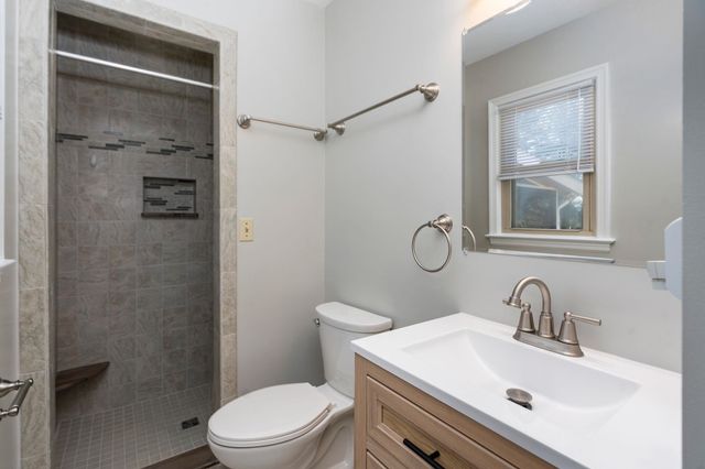 3869 SHUTTERLEE MILL RD, Staunton, VA 24401