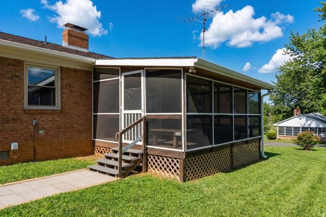 3869 SHUTTERLEE MILL RD, Staunton, VA 24401