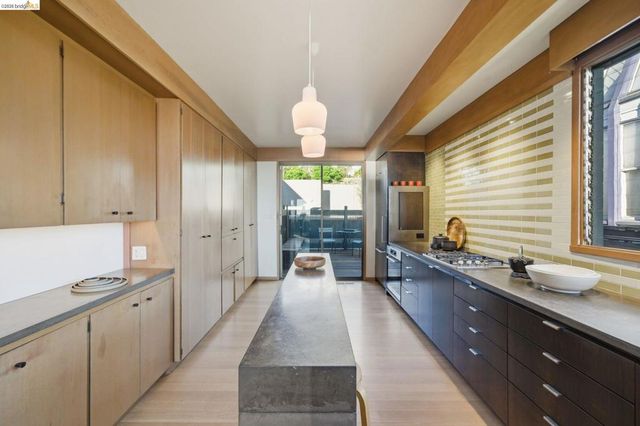 606 Grizzly Peak Boulevard, Berkeley, CA 94708