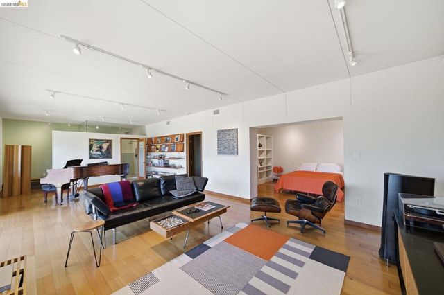 606 Grizzly Peak Boulevard, Berkeley, CA 94708