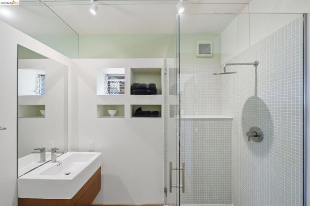 606 Grizzly Peak Boulevard, Berkeley, CA 94708