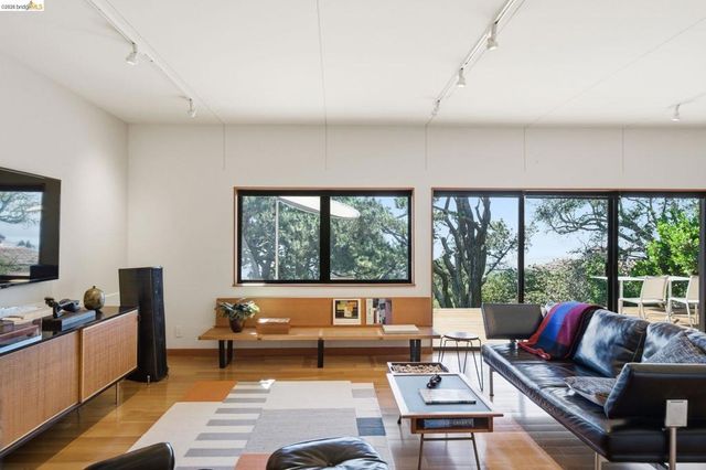 606 Grizzly Peak Boulevard, Berkeley, CA 94708