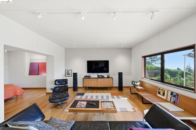 606 Grizzly Peak Boulevard, Berkeley, CA 94708