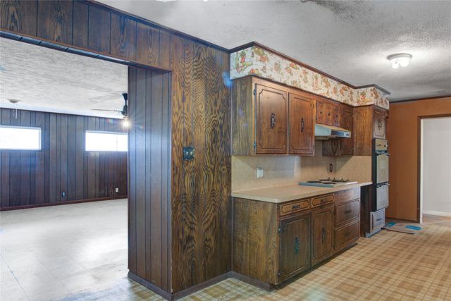 412 Yorkshire Avenue, Pasadena, TX 77503