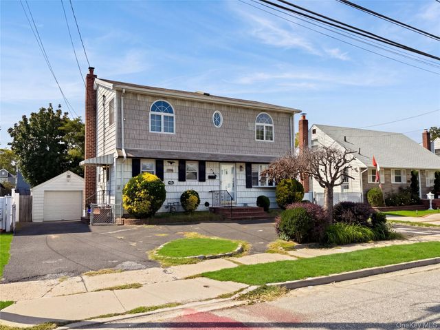 78 Gates Avenue, Valley Stream, NY 11580