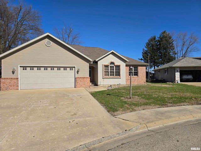 70 BANYAN Drive, Canton, IL 61520