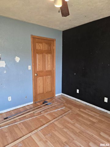 70 BANYAN Drive, Canton, IL 61520