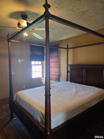 70 BANYAN Drive, Canton, IL 61520