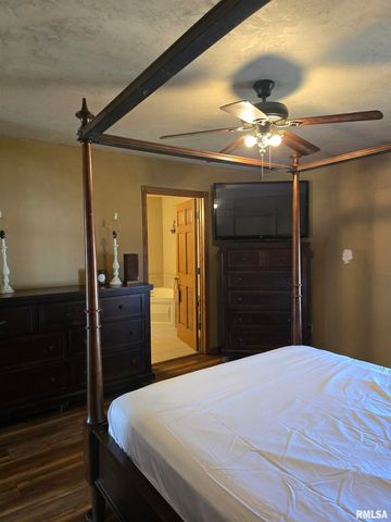 70 BANYAN Drive, Canton, IL 61520