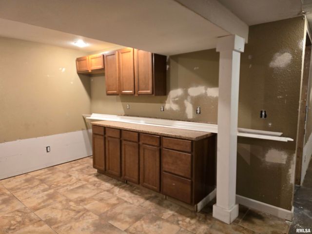 70 BANYAN Drive, Canton, IL 61520