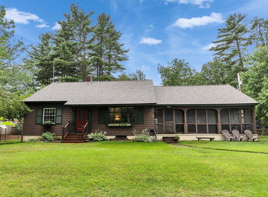 21 Katherine Street, Goffstown, NH 03045