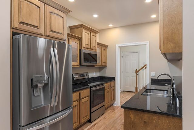 8233 Double Eagle Court, Ooltewah, TN 37363
