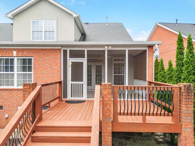 8233 Double Eagle Court, Ooltewah, TN 37363