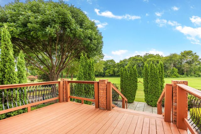 8233 Double Eagle Court, Ooltewah, TN 37363