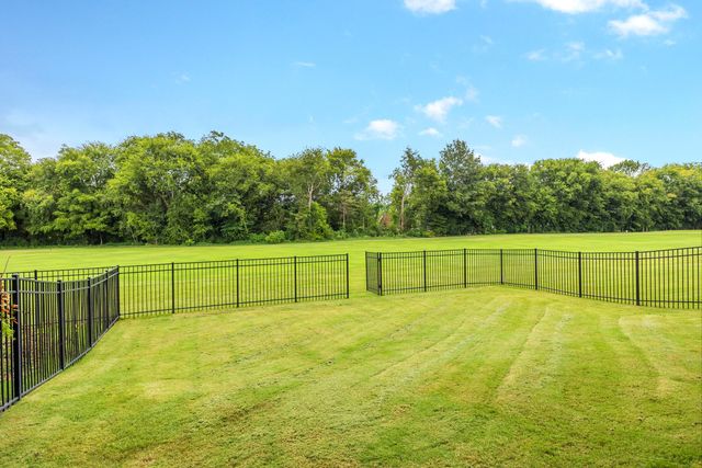 8233 Double Eagle Court, Ooltewah, TN 37363