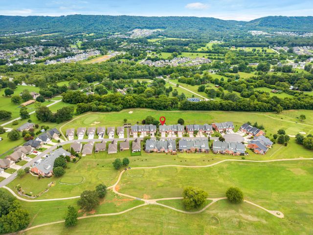 8233 Double Eagle Court, Ooltewah, TN 37363