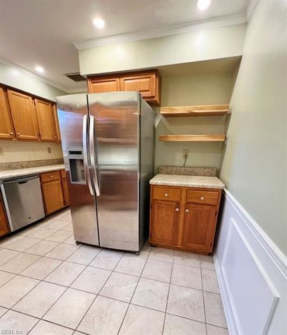 2305 Moors LNDG, Chesapeake, VA 23323