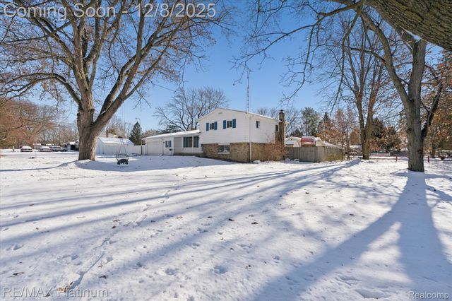 4199 Sheraton Drive, Flint, MI 48532