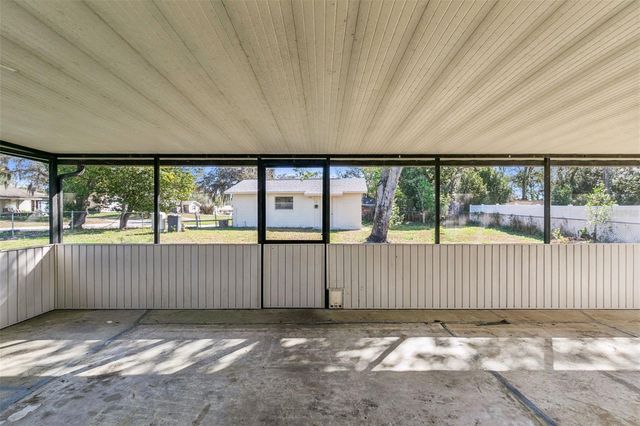 111 AMIGOS ROAD, Debary, FL 32713