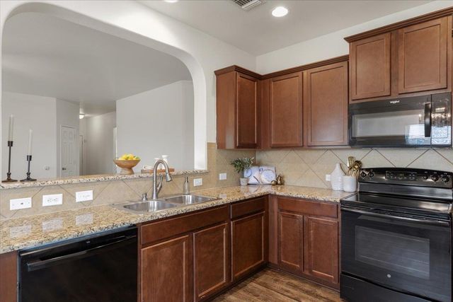 300 Nueces River TRL, Hutto, TX 78634