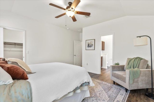 300 Nueces River TRL, Hutto, TX 78634