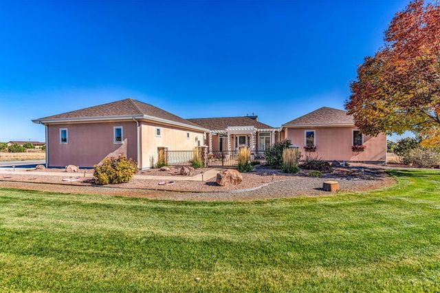 5741 St Charles River Dr, Pueblo, CO 81004