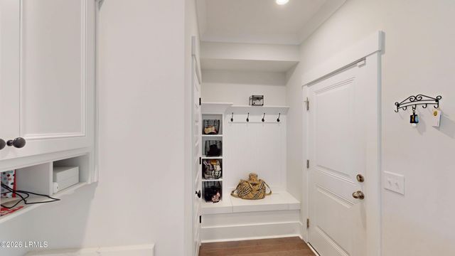 1270 Windswept Oak Lane, Beaufort, SC 29902