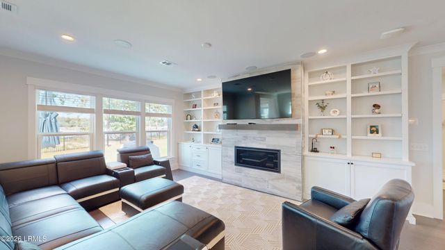 1270 Windswept Oak Lane, Beaufort, SC 29902