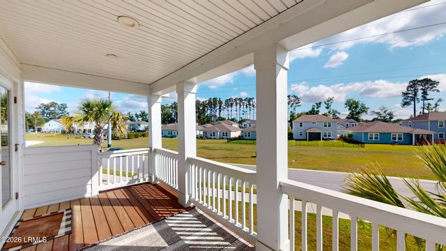 1270 Windswept Oak Lane, Beaufort, SC 29902